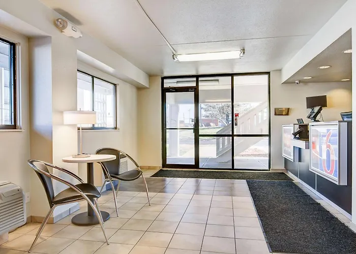 Economy Suites Springfield - Extended Stay